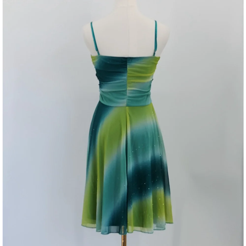 Green Ombre Spaghetti Strap Dress - Picture 4 of 10